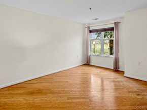 5563 Seminary Road 107, Falls Church VA 22041