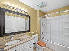 5563 Seminary Road 107, Falls Church VA 22041