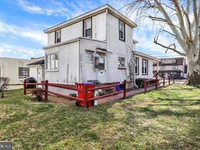 2267 E Farragut Avenue, Bristol PA 19007