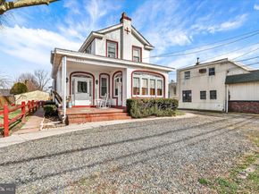 2267 E Farragut Avenue, Bristol PA 19007