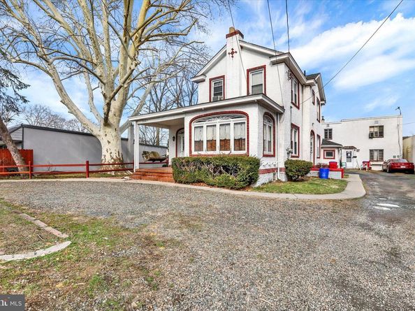 2267 E Farragut Avenue, Bristol PA 19007