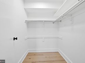 1808 Old Meadow Road 1201, Mclean VA 22102