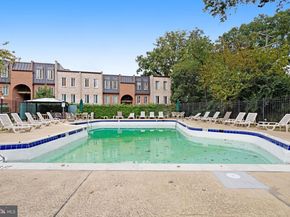 5020 7TH Road S 102, Arlington VA 22204