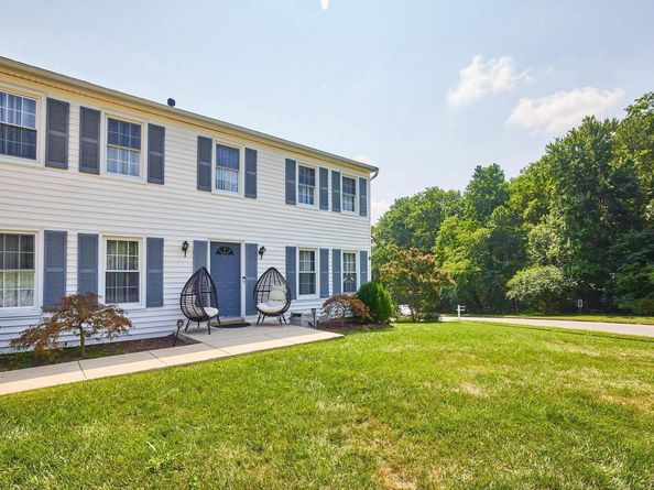 9609 Podium Drive, Vienna VA 22182