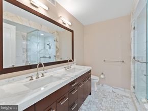 1414 S Penn Square 21H, Philadelphia PA 19102