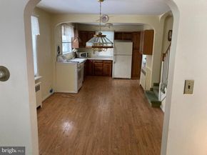 914 Arnold Street, Philadelphia PA 19111