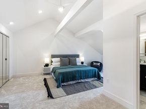 306 S 10TH Street D, Philadelphia PA 19107