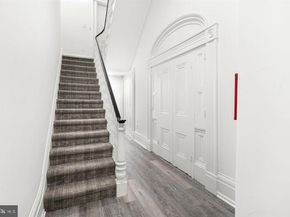 306 S 10TH Street D, Philadelphia PA 19107