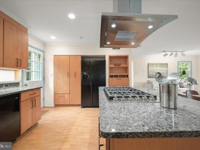 6004 Princeton Avenue, Glen Echo MD 20812