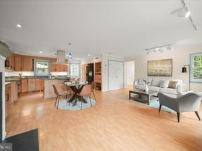 6004 Princeton Avenue, Glen Echo MD 20812