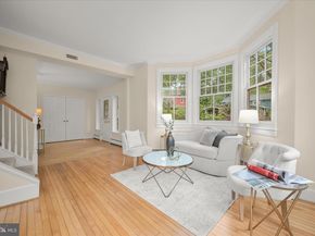 6004 Princeton Avenue, Glen Echo MD 20812