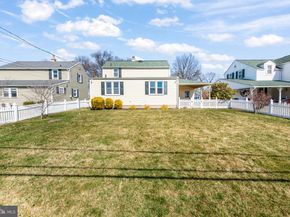 308 Forest Avenue, Willow Grove PA 19090