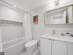 1530 Key Boulevard 324, Arlington VA 22209