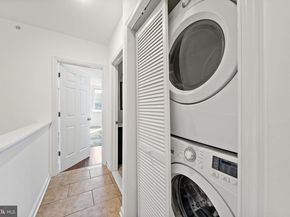 1814 N Front St B, Philadelphia PA 19122