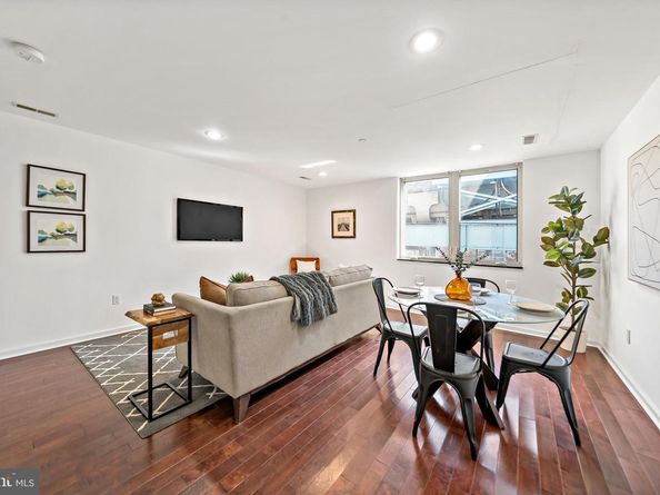 1814 N Front St B, Philadelphia PA 19122