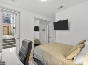 1324 W Street NW 1, Washington DC 20009