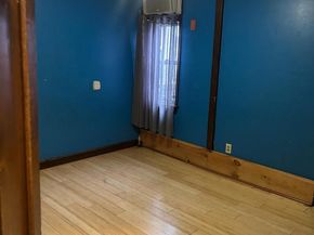 4131 E Roosevelt Boulevard, Philadelphia PA 19124