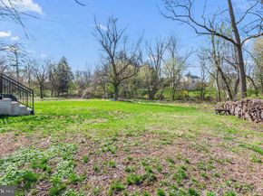 2972 Madison Avenue, Abington PA 19001