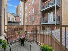 133 N Bread Street L1, Philadelphia PA 19106