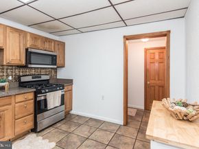 2833 Almond Street, Philadelphia PA 19134