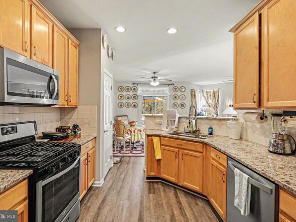 21512 Tamarack Ridge Square, Sterling VA 20164