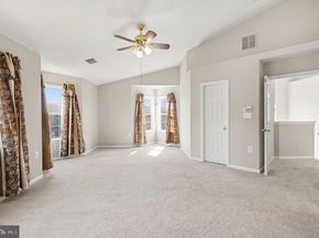 21512 Tamarack Ridge Square, Sterling VA 20164