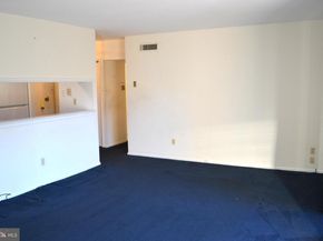 1610 The Faiway 509W, Jenkintown PA 19046