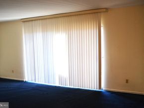 1610 The Faiway 509W, Jenkintown PA 19046