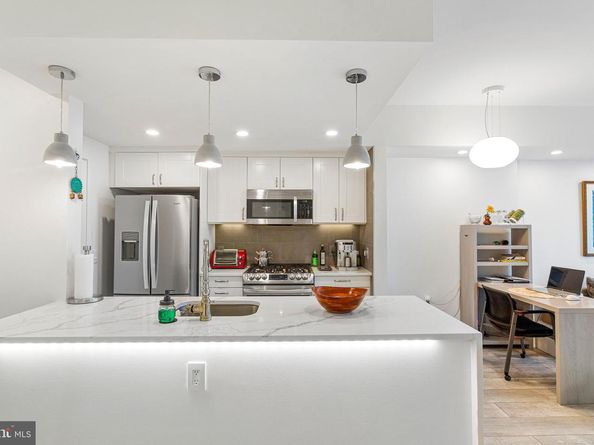 1117 10TH Street NW 1109, Washington DC 20001