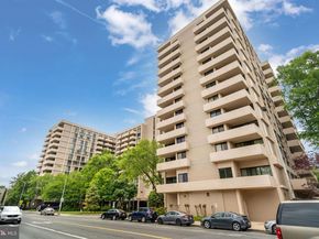 4141 N Henderson Road 107, Arlington VA 22203