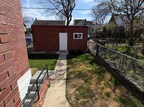 2108 31st Place SE, Washington DC 20020