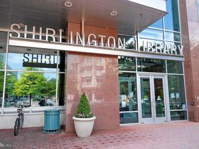 1809 Kenwood Avenue 301, Alexandria VA 22302