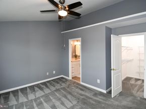 1809 Kenwood Avenue 301, Alexandria VA 22302