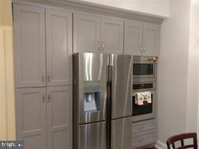26 S Strawberry Street, Philadelphia PA 19106