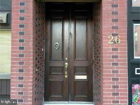 26 S Strawberry Street, Philadelphia PA 19106