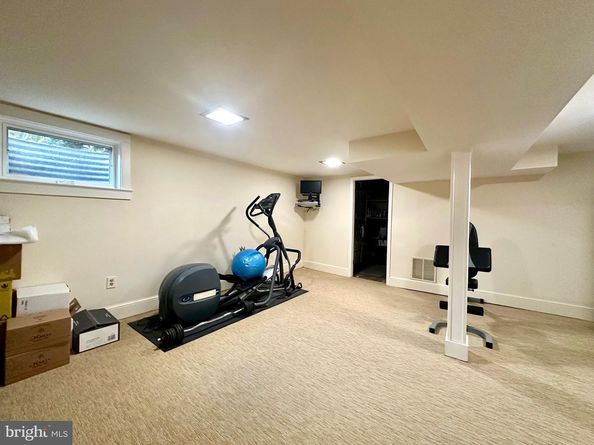 4114 Emery Place NW, Washington DC 20016