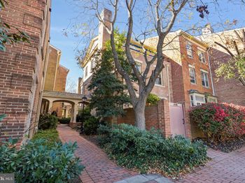 4338 Westover Place NW