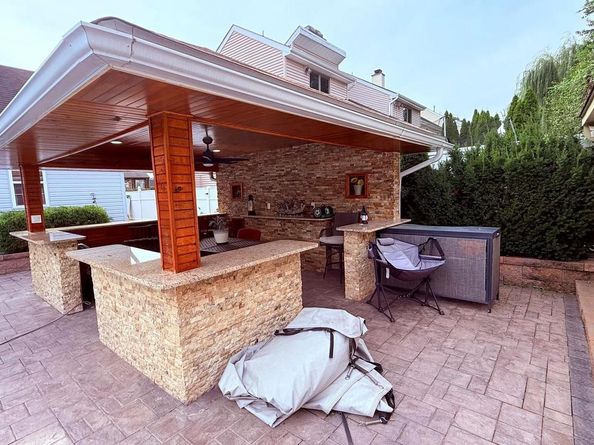 8905 Springview Road, Philadelphia PA 19115