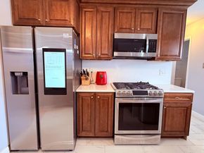 8905 Springview Road, Philadelphia PA 19115