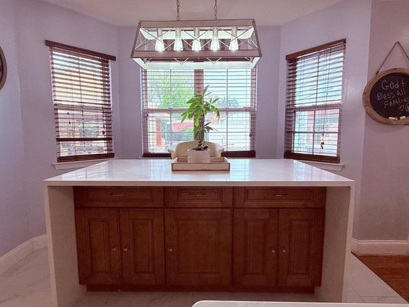 8905 Springview Road, Philadelphia PA 19115