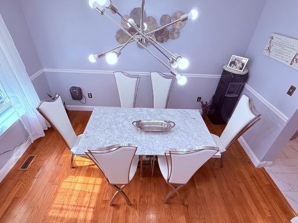 8905 Springview Road, Philadelphia PA 19115