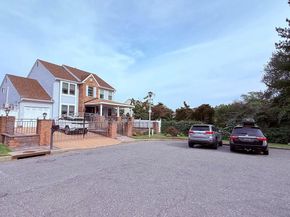 8905 Springview Road, Philadelphia PA 19115