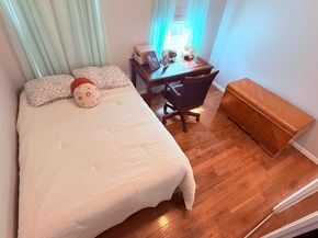 8905 Springview Road, Philadelphia PA 19115