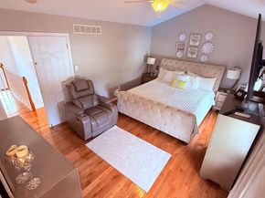 8905 Springview Road, Philadelphia PA 19115