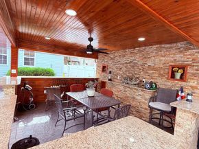 8905 Springview Road, Philadelphia PA 19115