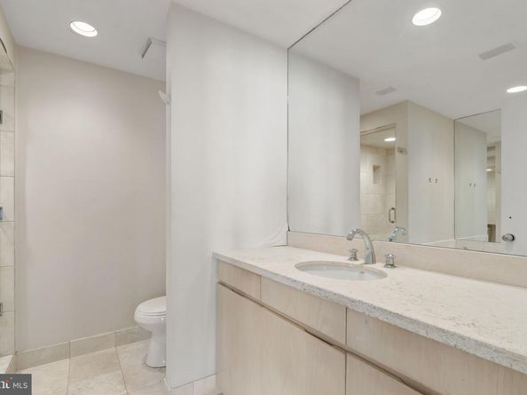 2301 Cherry Street 5/6F, Philadelphia PA 19103
