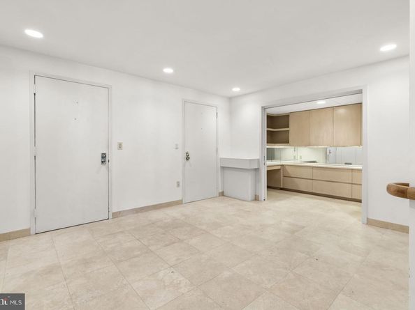 2301 Cherry Street 5/6F, Philadelphia PA 19103