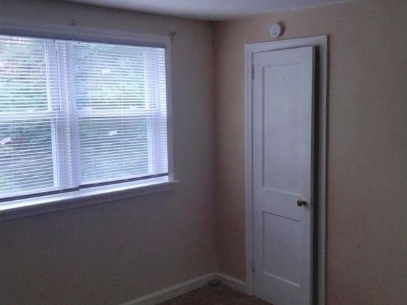 6667 Church Lane, Upper Darby PA 19082