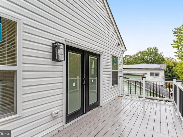 3127 G Street SE, Washington DC 20019