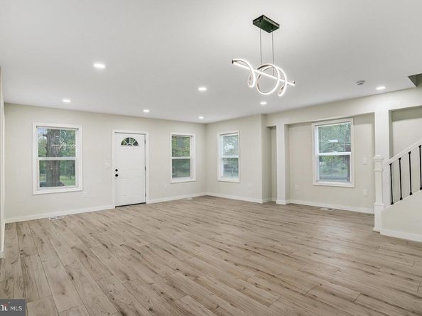 3127 G Street SE, Washington DC 20019